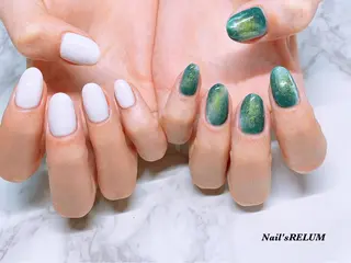 ネイル THECOLORS所属・近貞 莉奈のネイルデザイン