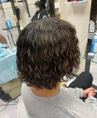 パーマ メンズ 🌴パーマオタク🌴 長谷川　諒佑🌈のヘアスタイル