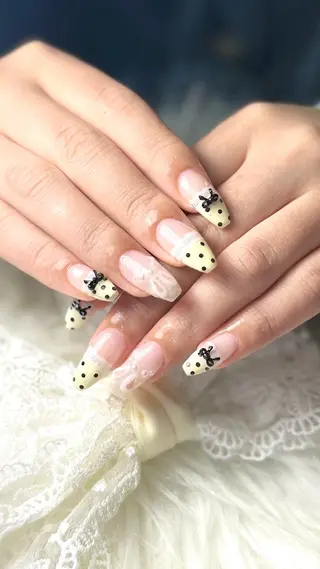 ネイル ルシイ🎀新宿長さ 出しパーツ専門店のネイルデザイン