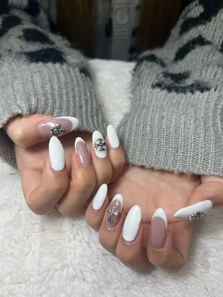 ネイル Garnet nailのネイルデザイン