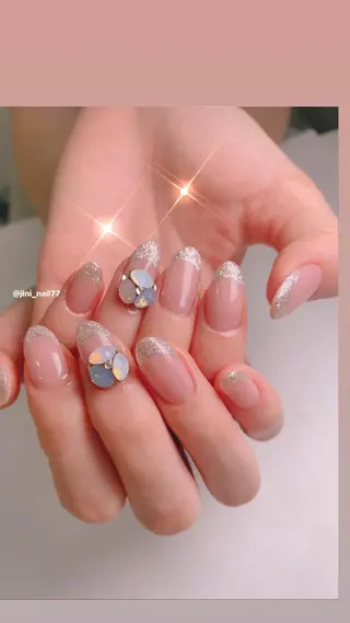 ネイル JINI NAIL所属・ジニ ネイルのネイルデザイン