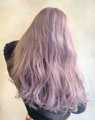 ロング カラー N° aria 三軒茶屋のヘアスタイル