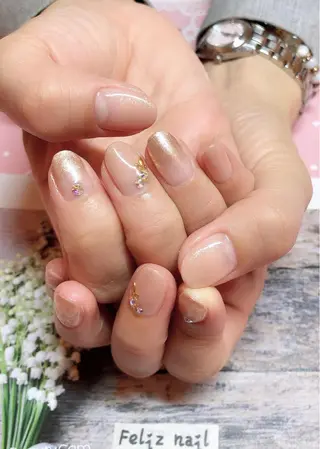 ネイル ユキカ （ネイリスト）のネイルデザイン