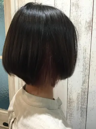 ショート カラー embrace エンブレイスのヘアスタイル