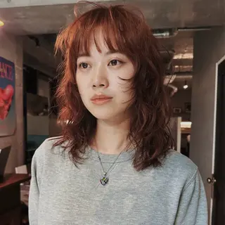 セミロング カラー パーマ 前野 日奈のヘアスタイル