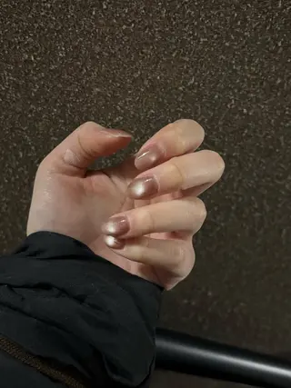 ネイル 小谷 ほのかのネイルデザイン