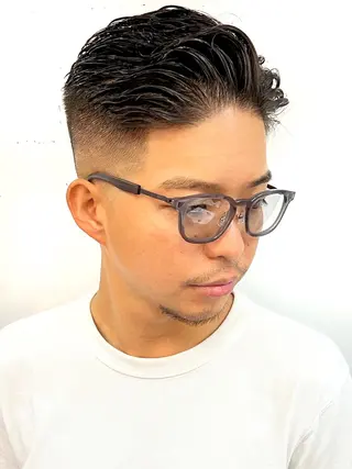 ミディアム ゼロスバーバーショップ所属・予約1000件超 ✨メンズパーマのヘアスタイル