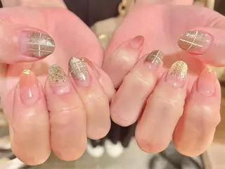 ネイル biene 鴨下愛美のネイルデザイン