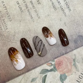 ネイル ⭐︎休業中の練習⭐︎ JNA認定講師髙橋のネイルデザイン