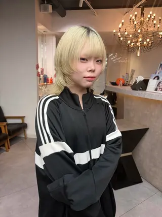 ショート カラー 藤原快斗/レイヤー /ウルフ/ハイトーンのヘアスタイル