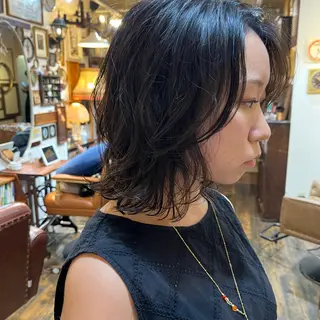 ミディアム パーマ 抜け感ショート パーマ/緒方椋のヘアスタイル