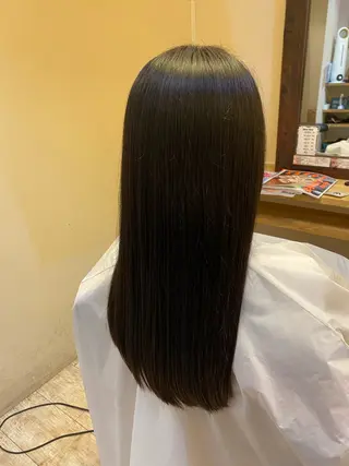 セミロング 髪質改善 十河　勇作のヘアスタイル