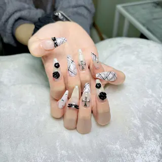 ネイル Airis所属・Airis aiのネイルデザイン