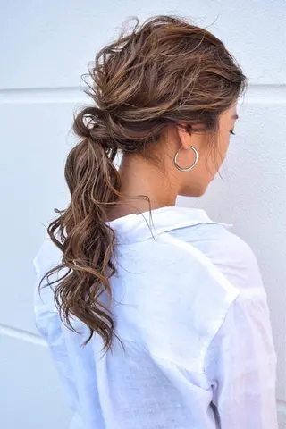 セミロング ヘアアレンジ マエダ リョウのヘアスタイル