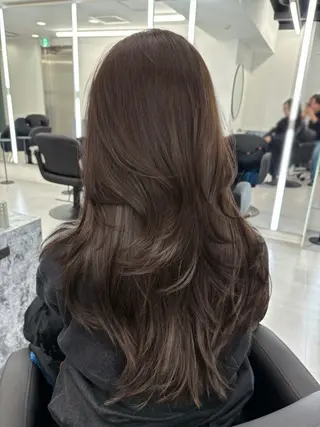 ロング カラー 堀江/透明感 ベージュ/白川幸太のヘアスタイル