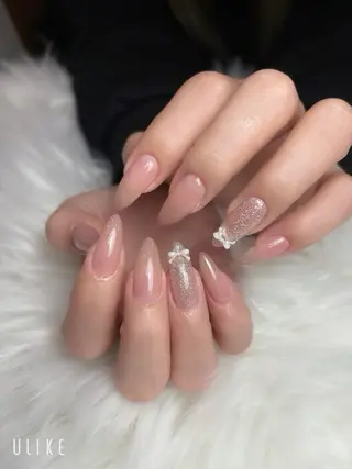 ネイル ソルネイルアンドアイラッシュ所属・山田 茉世のネイルデザイン