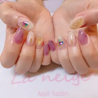 ネイル La neige* yuki 🥯🍑のネイルデザイン