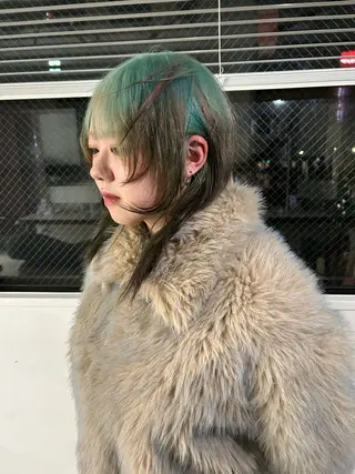 ロング カラー エフェクトブリーチ／ レイヤーカット／翔のヘアスタイル