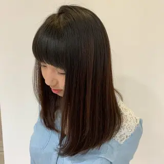 ミディアム cher. 新井瑞希のヘアスタイル