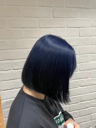 ミディアム EIGHT サイショ ミズキのヘアスタイル