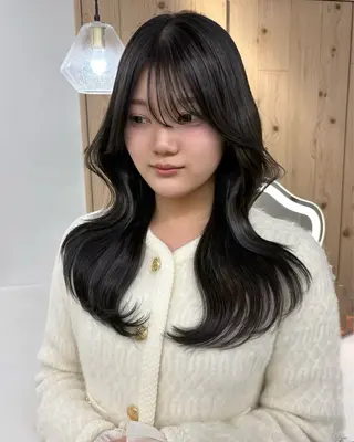 ミディアム カラー 新宿/韓国ヘア/ 髪質改善ストレートのヘアスタイル