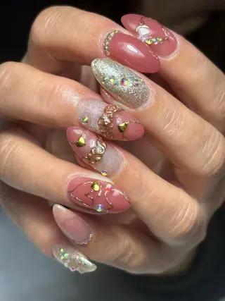 ネイル ✴︎ Delightのネイルデザイン