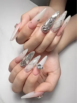 ネイル enchantee nail所属・Enchantée yukaのネイルデザイン