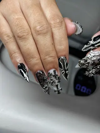 ネイル JIN 168 新大久保のネイルデザイン