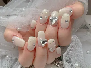 ネイル マジックミラー所属・マジック ミラーのネイルデザイン