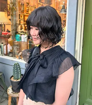 ショート パーマ 清水千優/パーマ/透 明感カラー/メンズのヘアスタイル