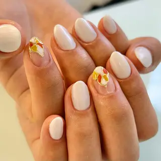 ネイル Bianca YOKOTANI🌻のネイルデザイン