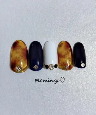 ネイル 浮きにくいフィルイン ｜上品シンプルネイルのネイルデザイン