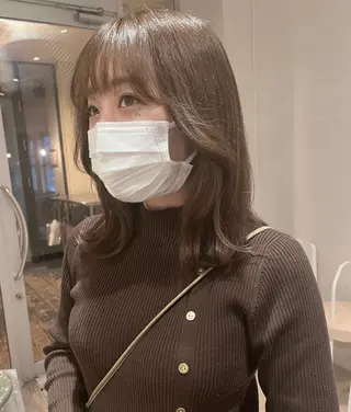 セミロング カラー nakahara madokaのヘアスタイル