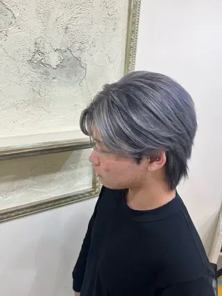 カラー 西村 遼馬のヘアスタイル