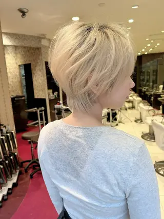 ショート カラー ✂️ｼｮｰﾄの匠✂️ 國井慎平のヘアスタイル