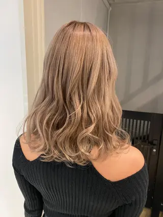 セミロング カラー 🌈評価No.1🌈 艶髪カラー❌エクステのヘアスタイル