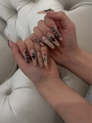 ネイル fein. rion☁️のネイルデザイン