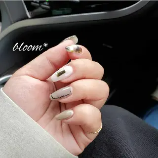 ネイル bloom *のネイルデザイン