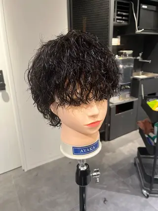 パーマ FREAK BARBER SHOP河原町三条店所属・本多 伸丞のヘアスタイル