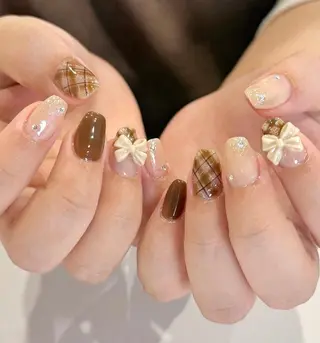 ネイル Lyna 池袋のネイルデザイン