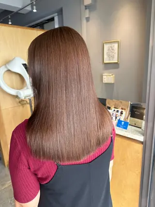 ミディアム miloc MOMOKAのヘアスタイル