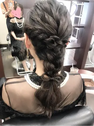 ロング ヘアアレンジ 沢田 瞳のヘアスタイル
