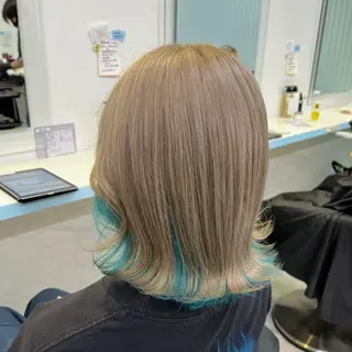 ミディアム カラー ブリーチカラー 🩵MIZUKIのヘアスタイル