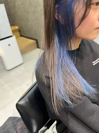 セミロング カラー インナーカラー👾 Chibiのヘアスタイル