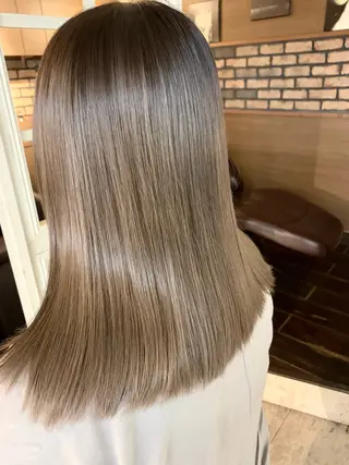 セミロング ✨ハイトーン✨艶髪 ✨髪質改善✨和田のヘアスタイル
