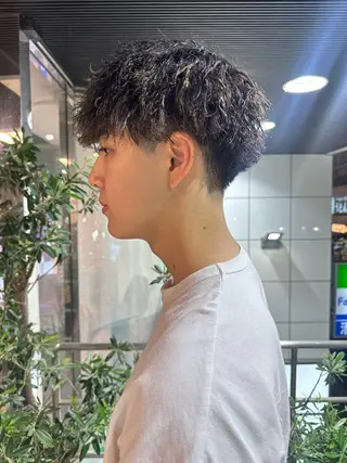 ショート パーマ Rei/ 縮毛矯正/ ハイライトカラー募集のヘアスタイル