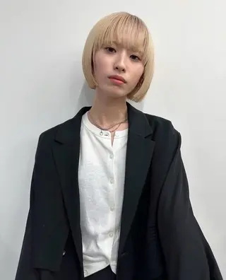 ショート カラー PARKiiiNG 大阪心斎橋/ブリーチのヘアスタイル