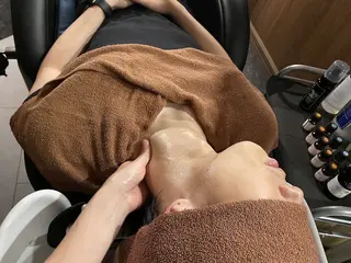 メンズ LUXBE NAIL&EYELASH所属・スパ/もみほぐし まつパ/岡の眉毛・アイブロウイメージ