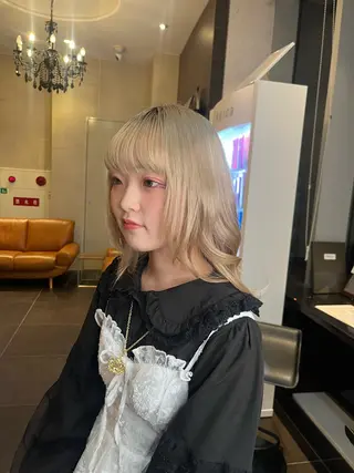 ヘアアレンジ 透明感カラー✨🩵 韓国ヘアkanatoのヘアスタイル