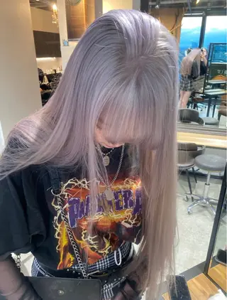 ロング カラー 只野 真衣のヘアスタイル